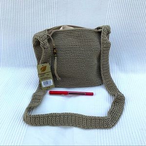 *Free w/ bundle* NWT Small Shoulder Bag